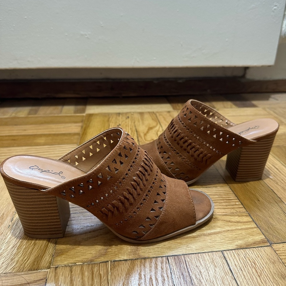Brown suede heel